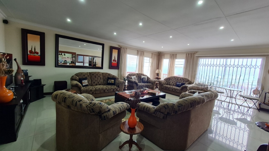 4 Bedroom Property for Sale in Dana Bay Western Cape